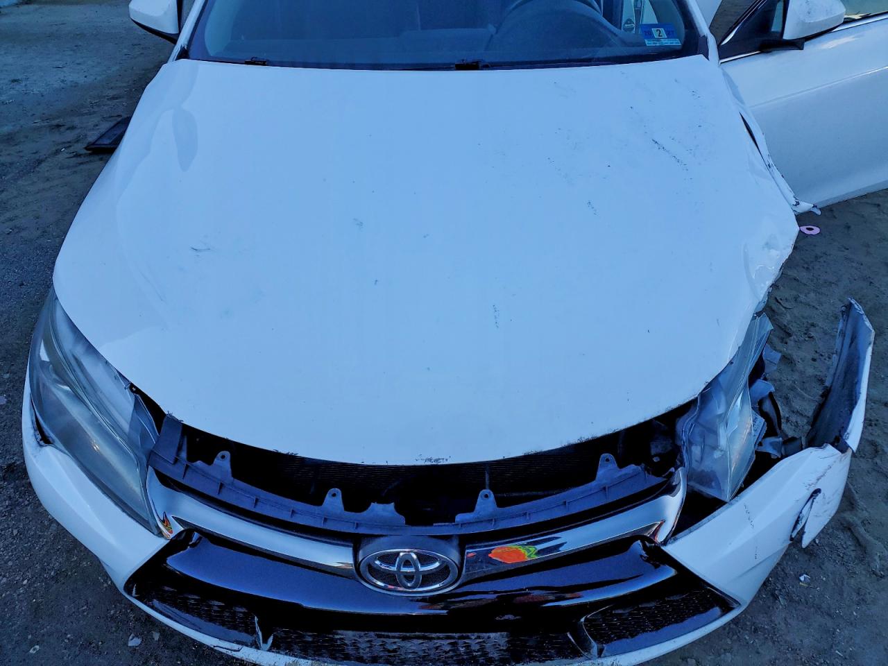 2017 TOYOTA CAMRY LE photo 11