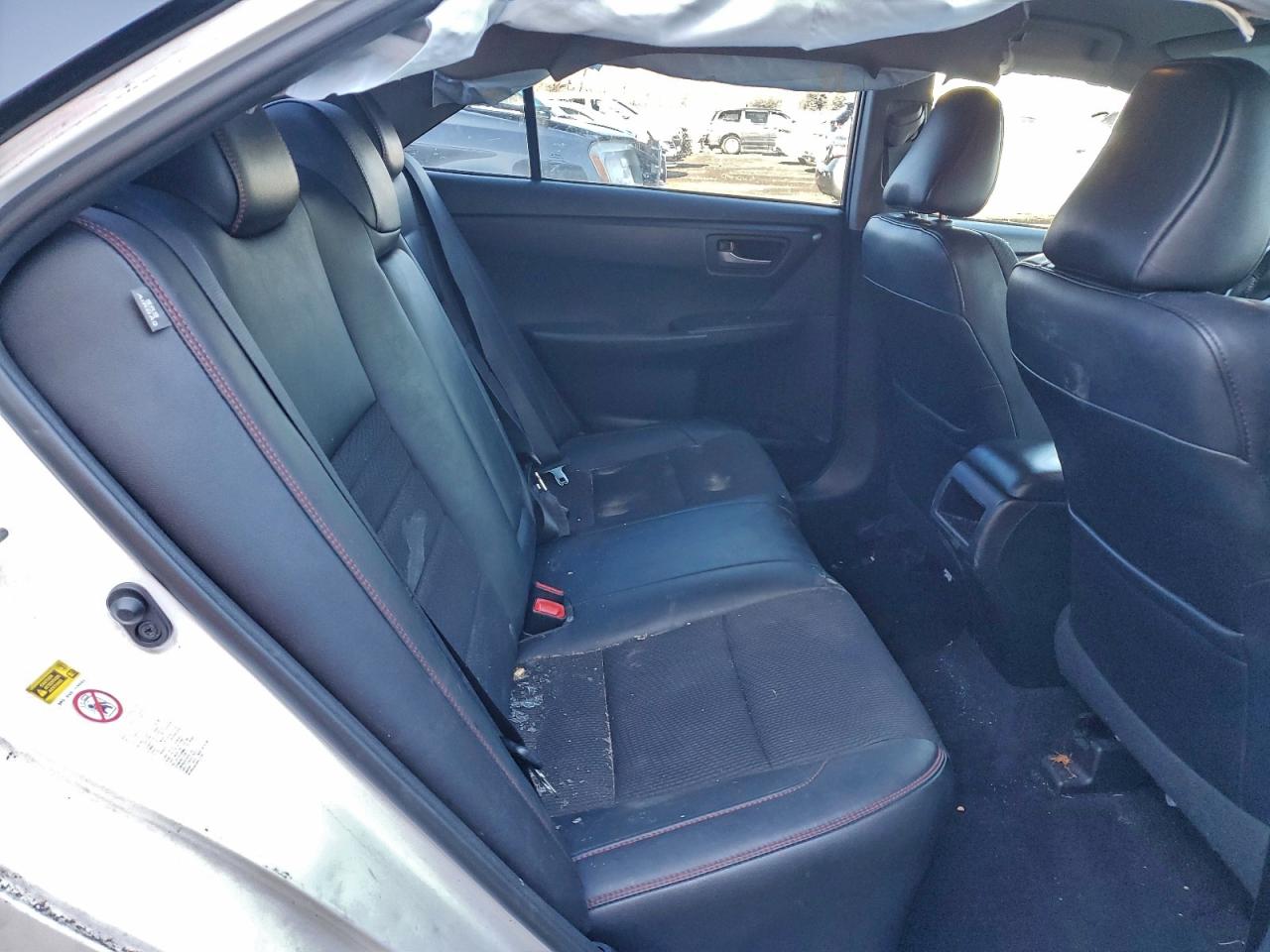 2017 TOYOTA CAMRY LE photo 10