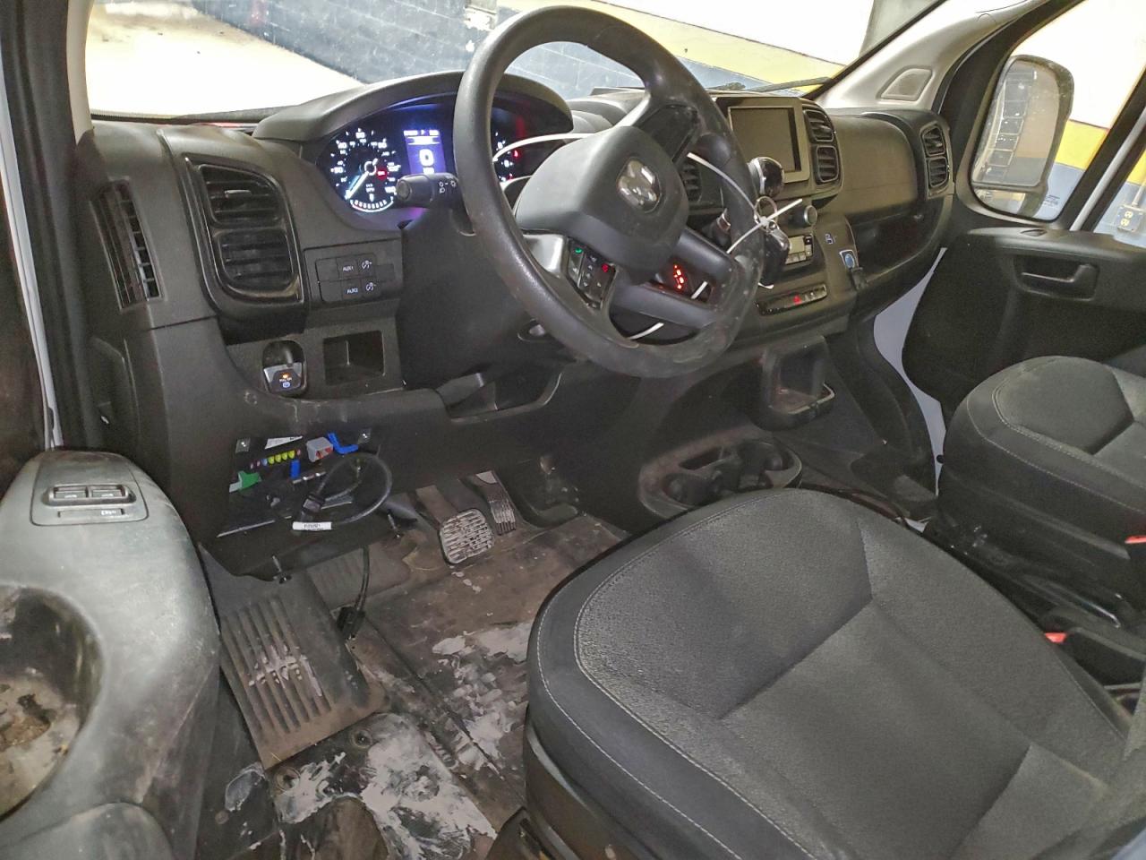 2023 RAM PROMASTER 2500 DELIVERY VAN photo 8