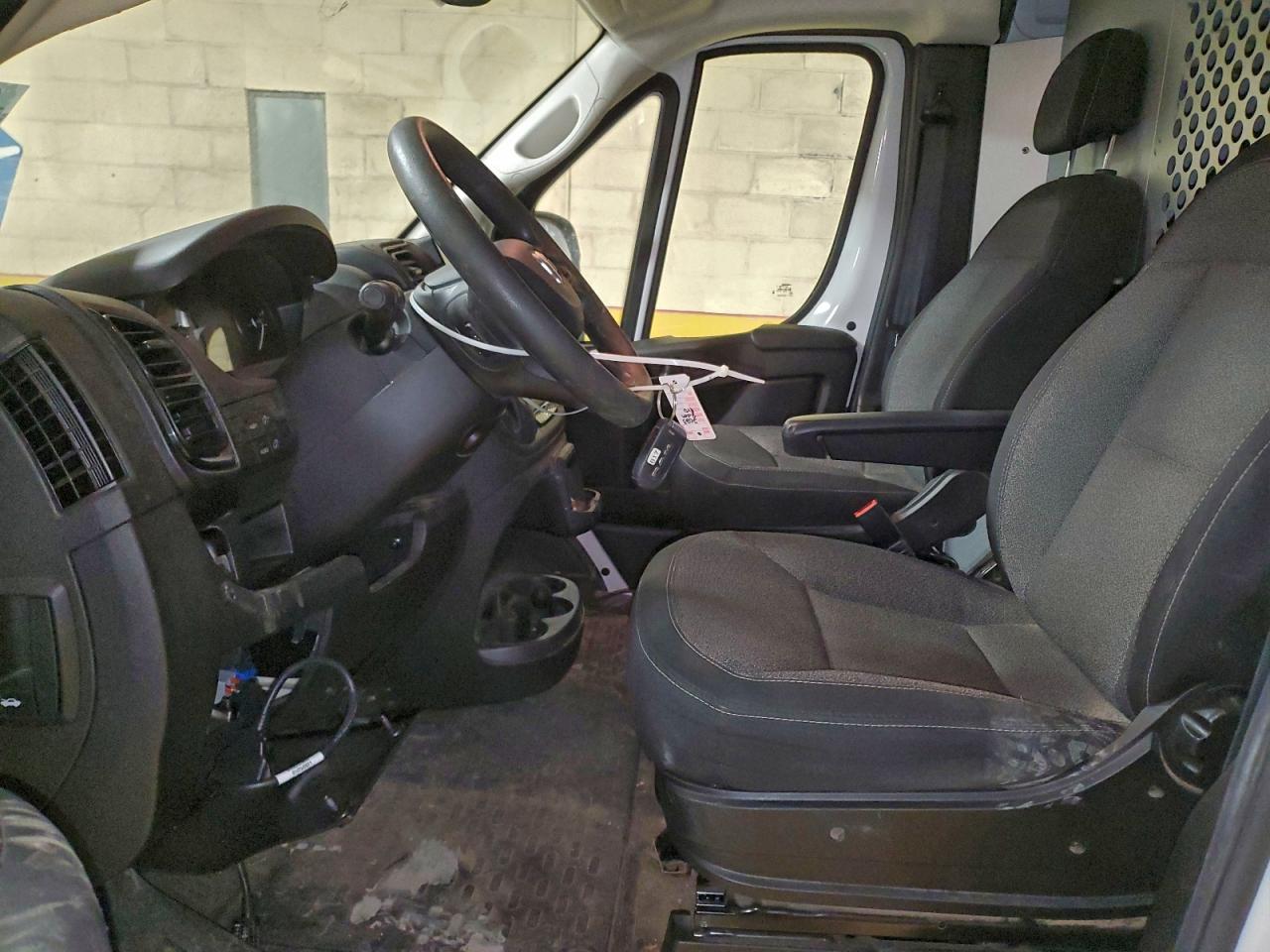 2023 RAM PROMASTER 2500 DELIVERY VAN photo 7