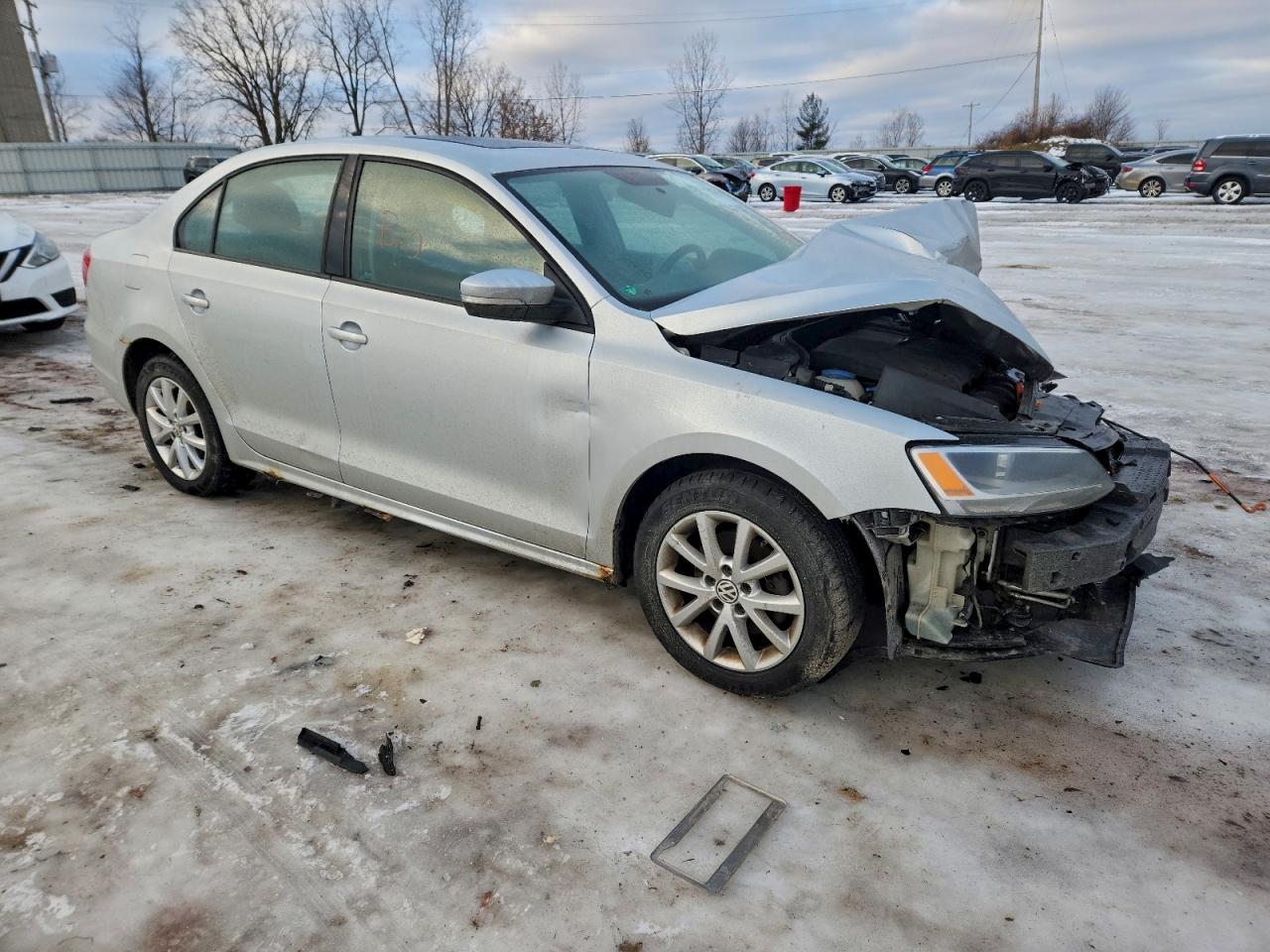 2011 VOLKSWAGEN JETTA SE photo 4