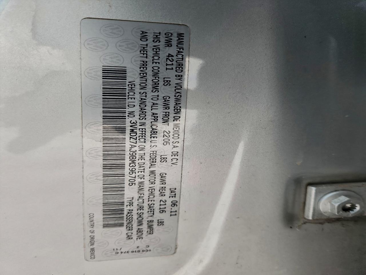 2011 VOLKSWAGEN JETTA SE photo 13