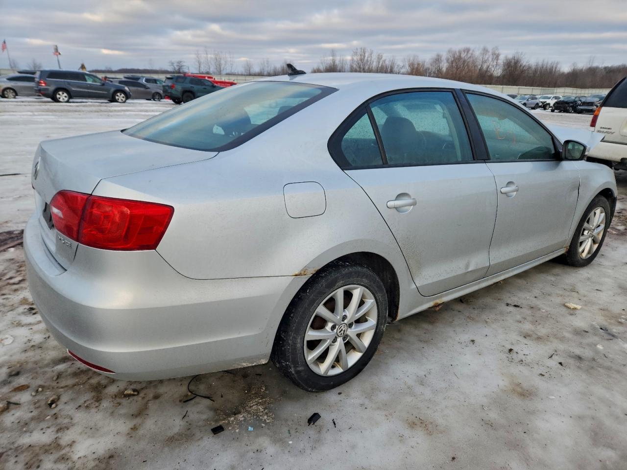 2011 VOLKSWAGEN JETTA SE photo 3