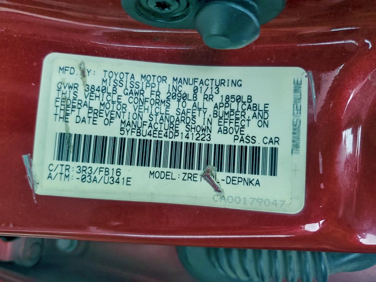 2013 TOYOTA COROLLA BASE photo 12