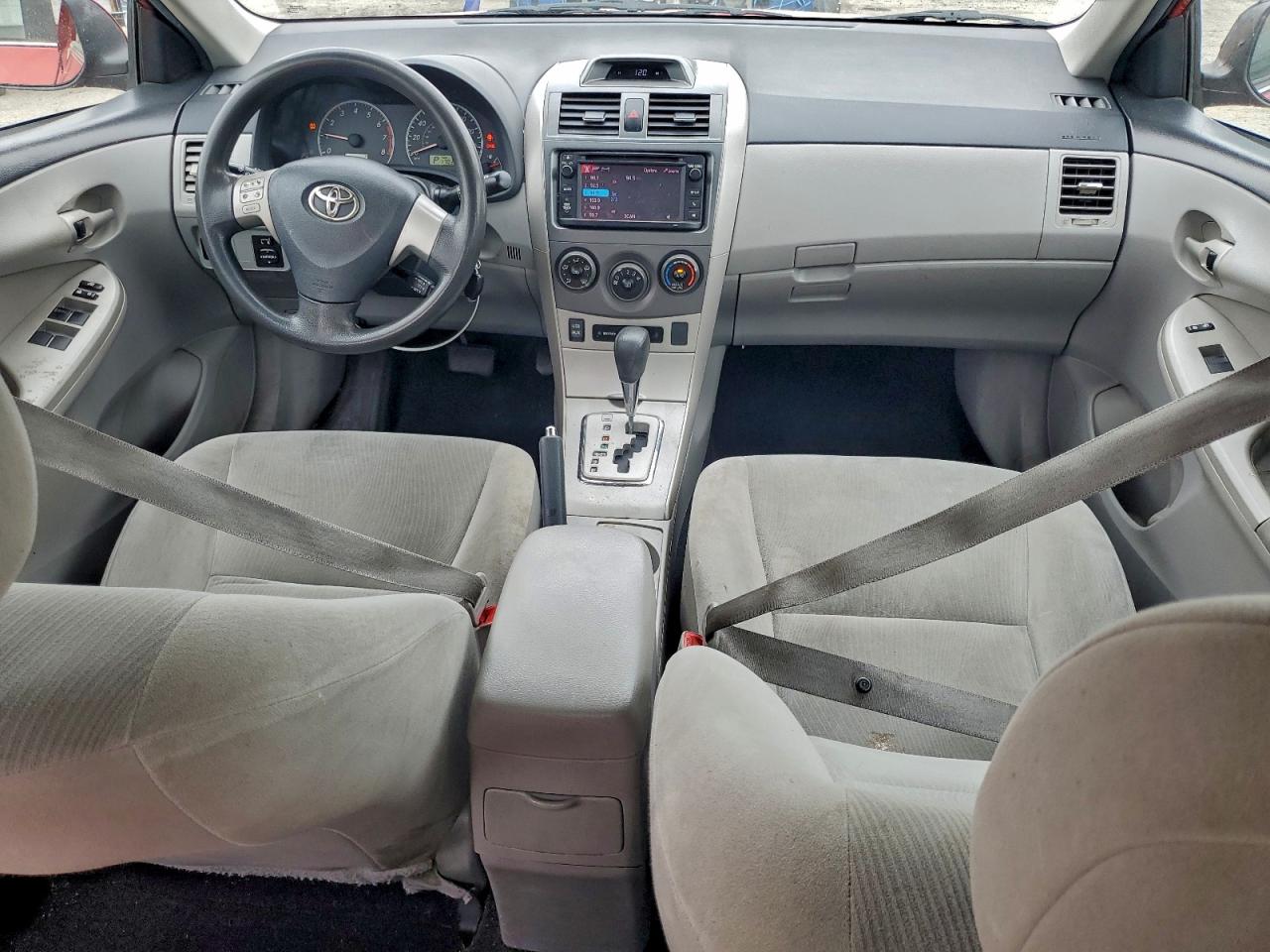 2013 TOYOTA COROLLA BASE photo 8