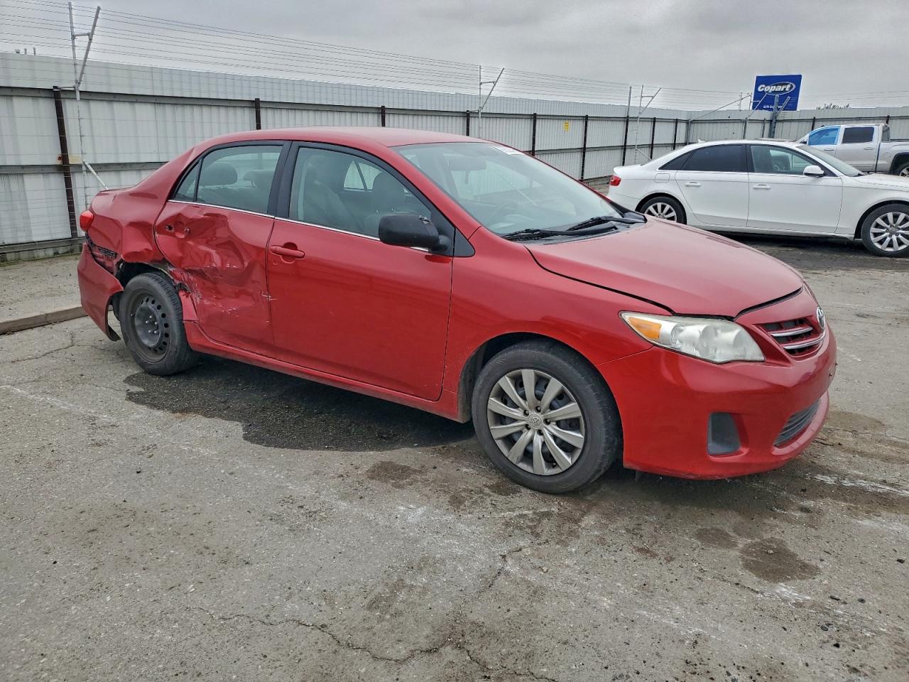 2013 TOYOTA COROLLA BASE photo 4