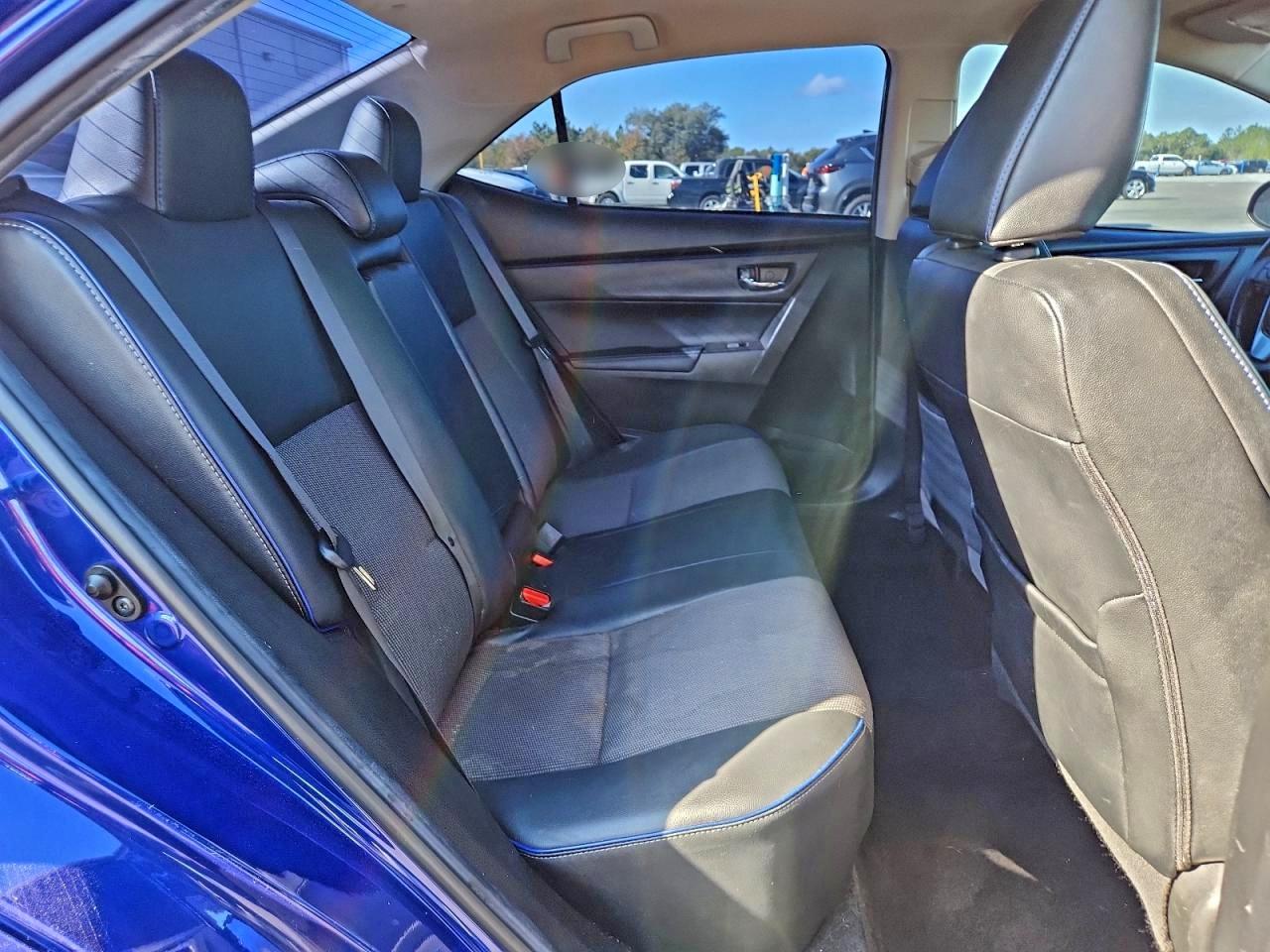2018 TOYOTA COROLLA L photo 10