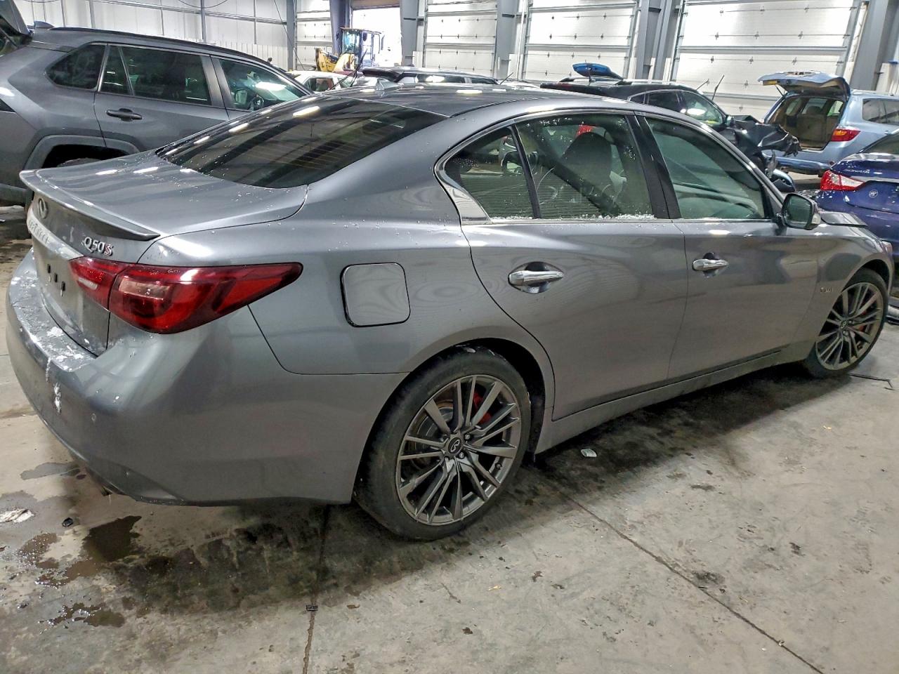 2018 INFINITI Q50 RED SPORT 400 photo 3