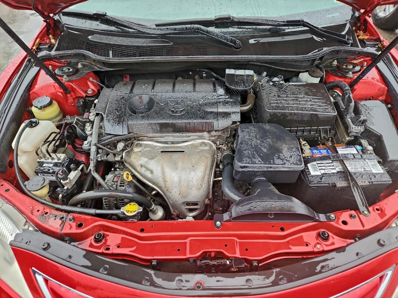 2011 TOYOTA CAMRY BASE photo 11