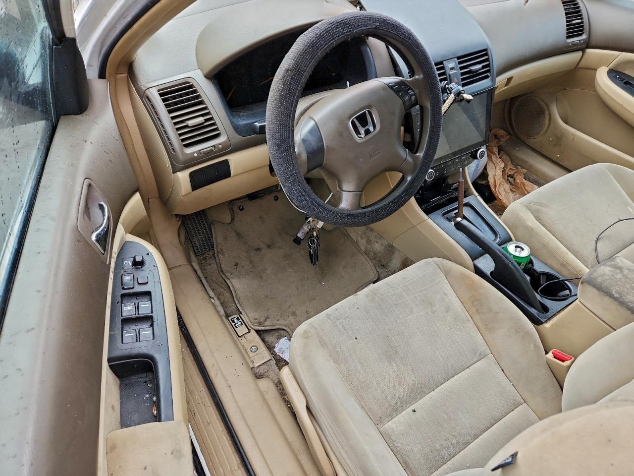 2005 HONDA ACCORD LX photo 8