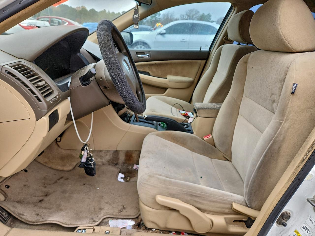 2005 HONDA ACCORD LX photo 7