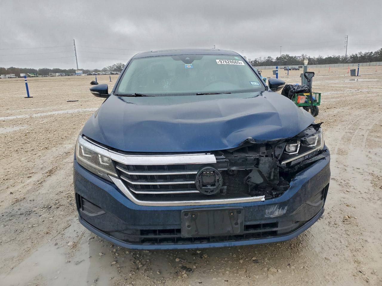 2020 VOLKSWAGEN PASSAT SE photo 5