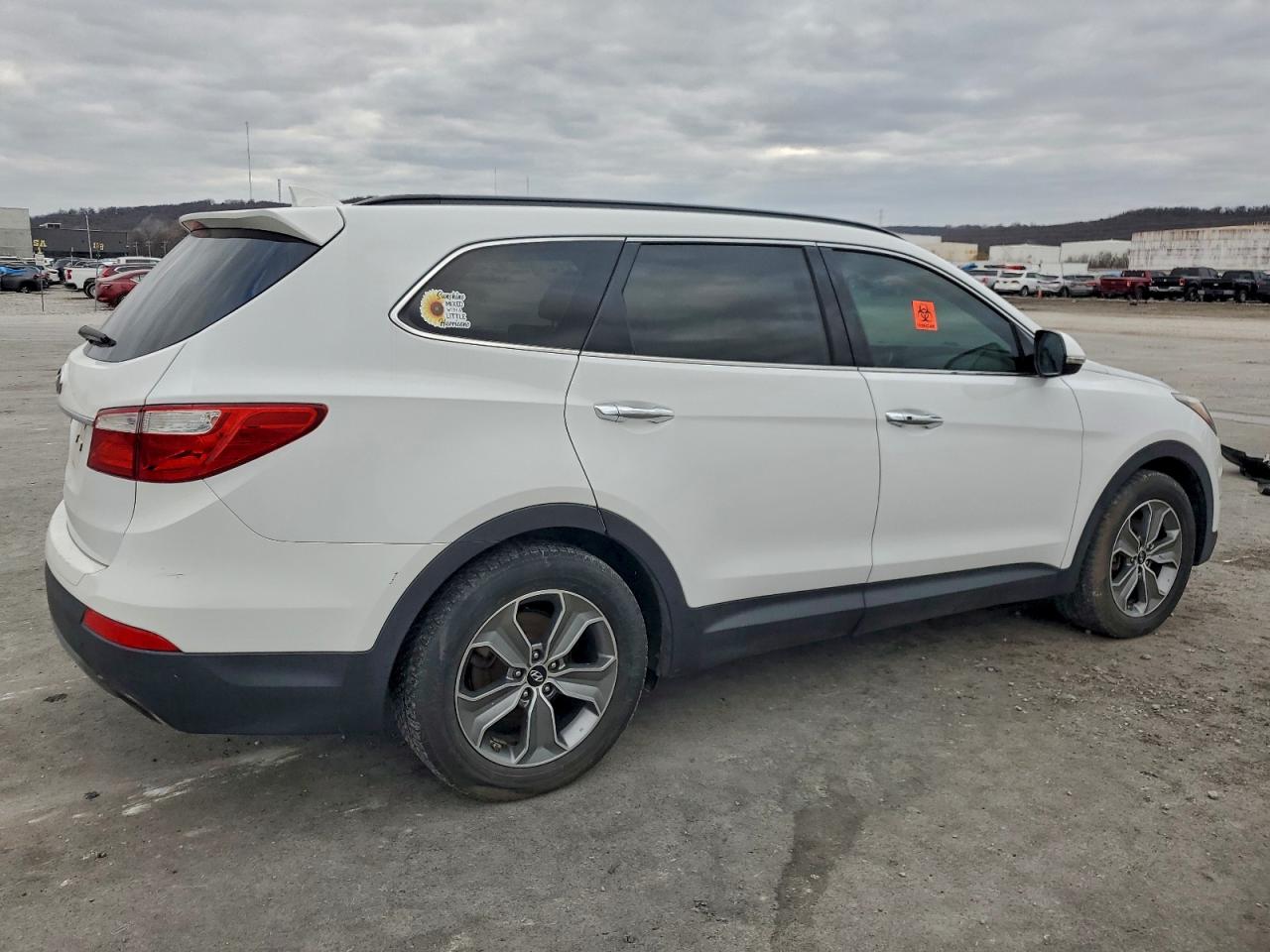2014 HYUNDAI SANTA FE GLS photo 3
