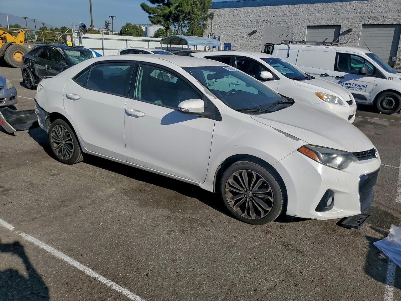 2016 TOYOTA COROLLA L photo 4