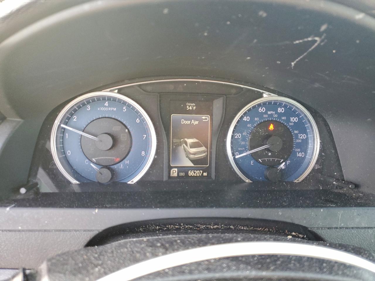 2016 TOYOTA CAMRY LE photo 9