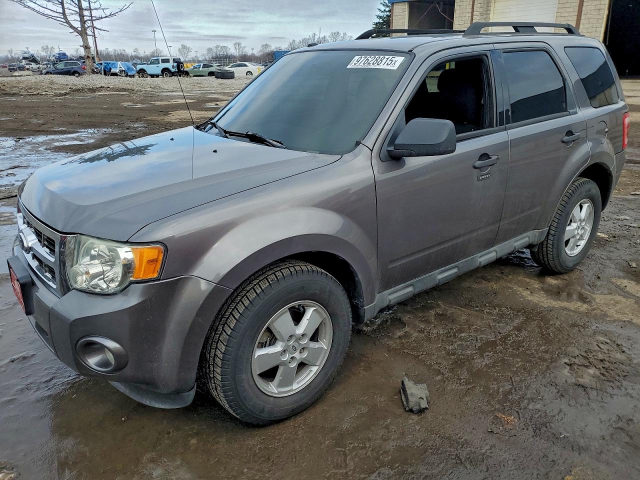 2010 FORD ESCAPE