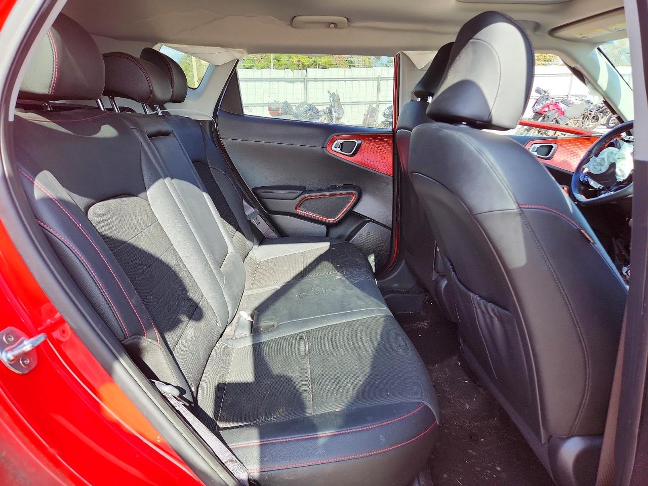 2021 KIA SOUL GT-LINE TURBO photo 11