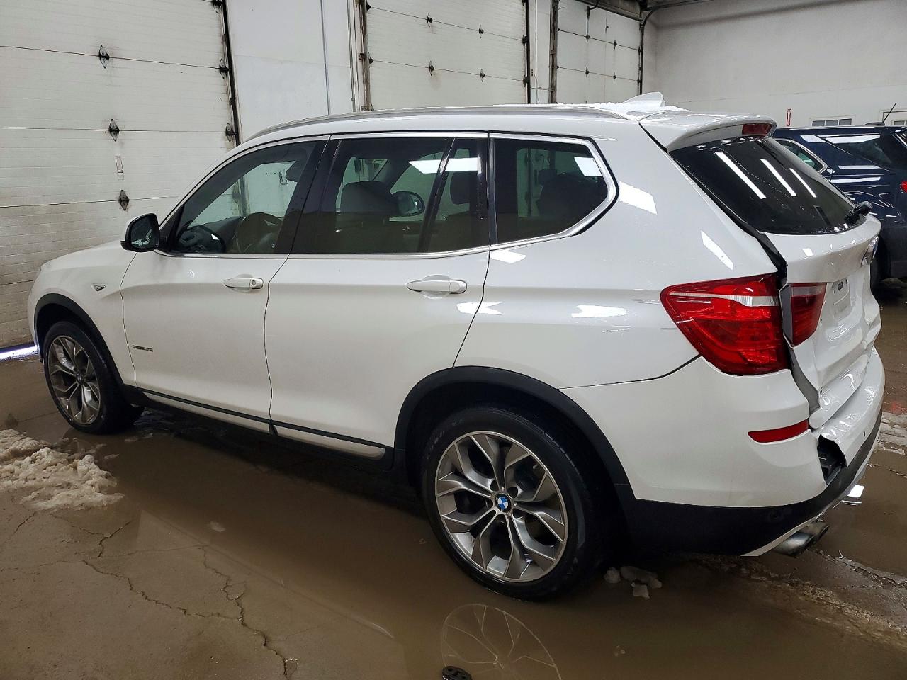2015 BMW X3 XDRIVE35I photo 2