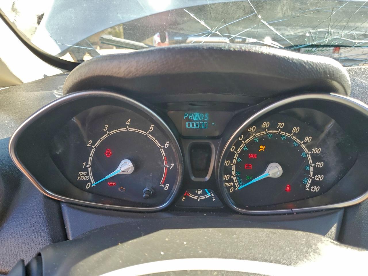 2016 FORD FIESTA SE photo 9