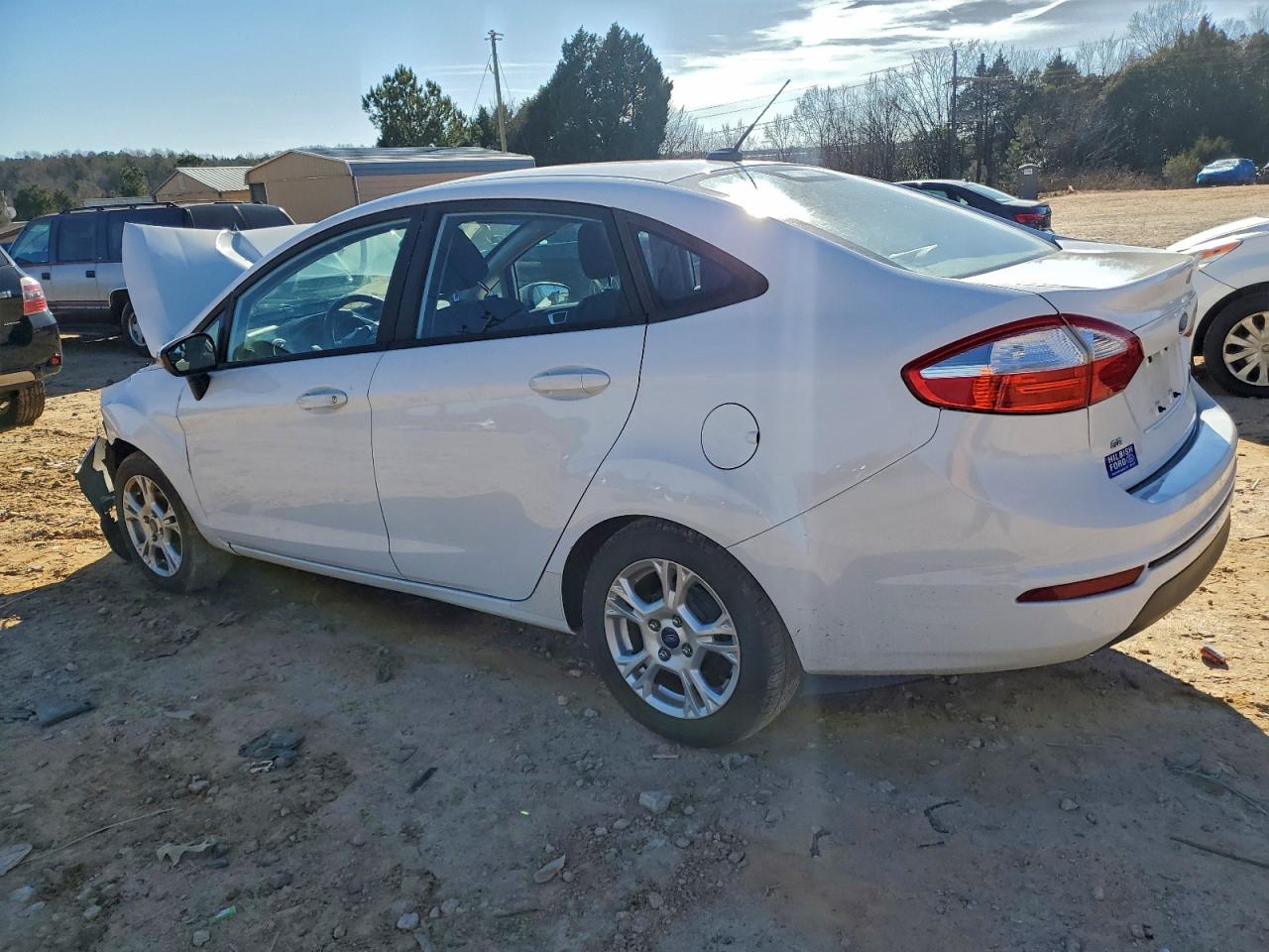 2016 FORD FIESTA SE photo 2