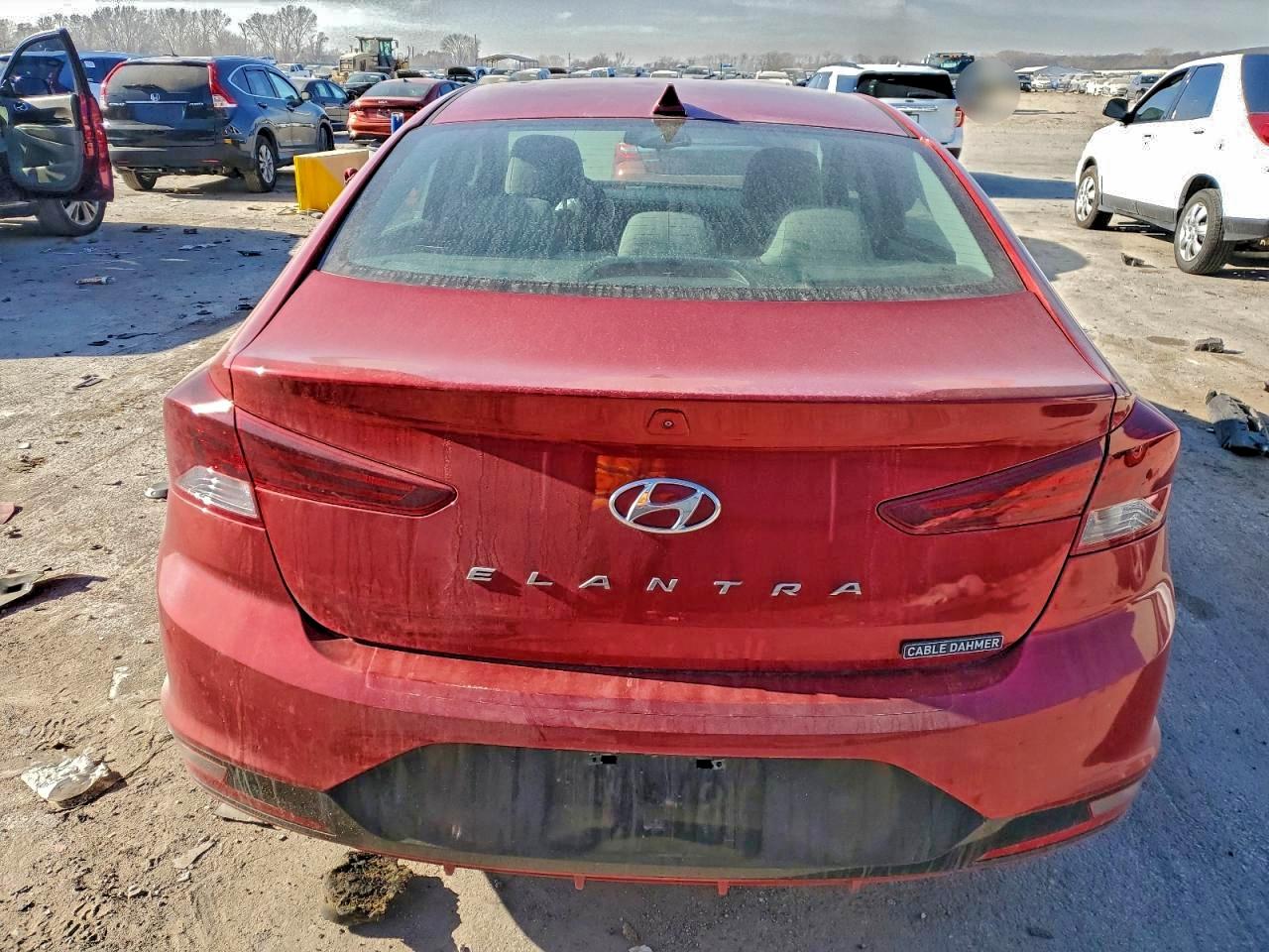 2020 HYUNDAI ELANTRA photo 16