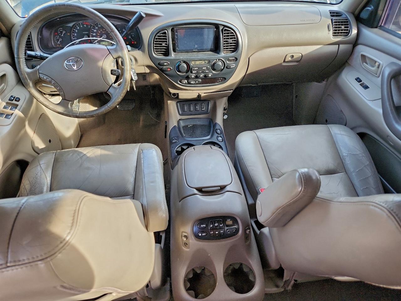 2005 TOYOTA SEQUOIA SR5 photo 8