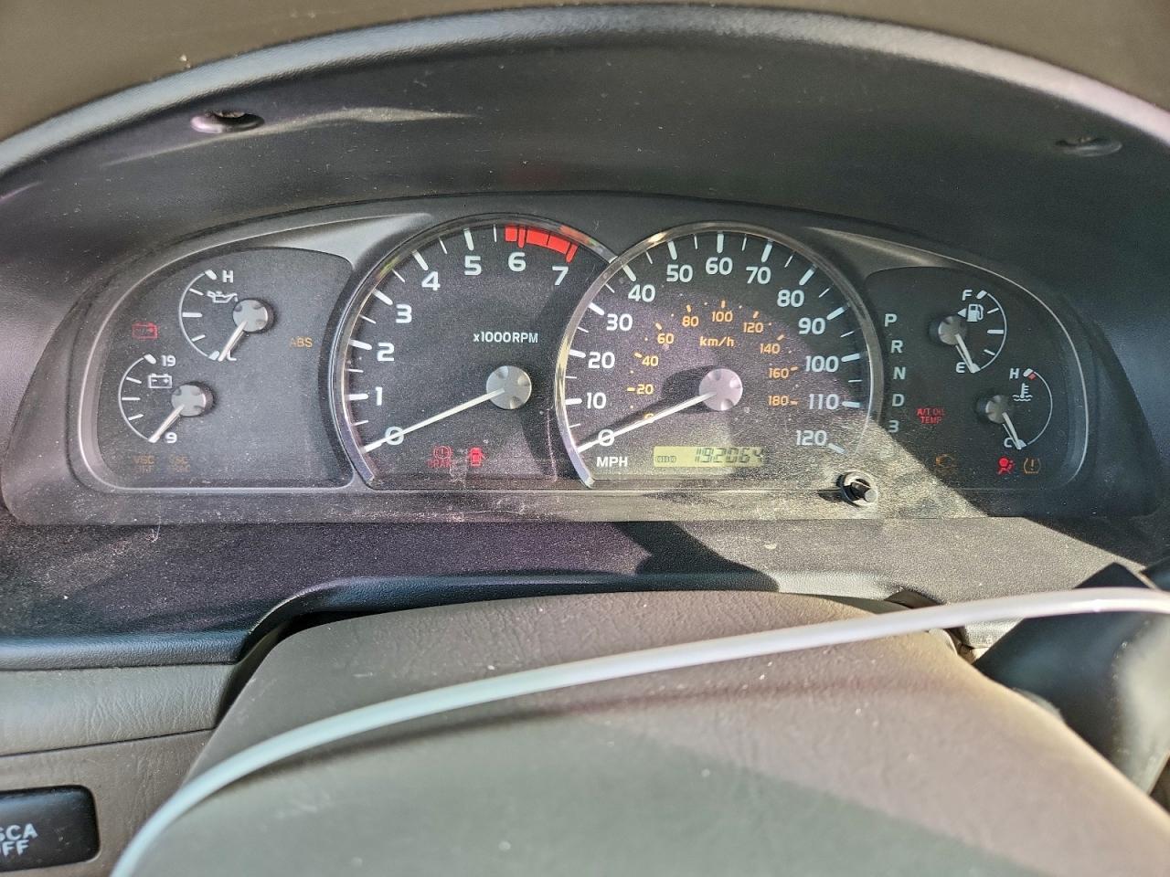 2005 TOYOTA SEQUOIA SR5 photo 9
