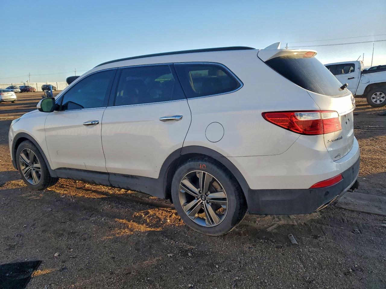 2014 HYUNDAI SANTA FE GLS photo 2