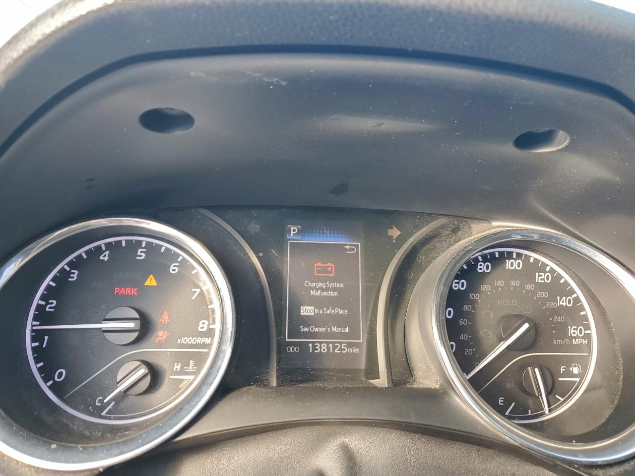 2019 TOYOTA CAMRY L photo 9