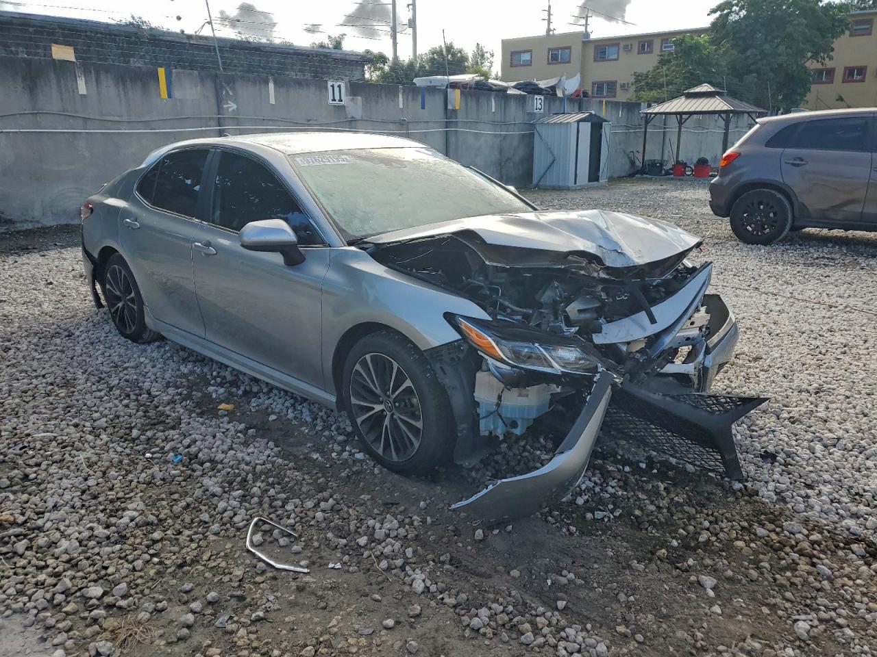 2019 TOYOTA CAMRY L photo 4