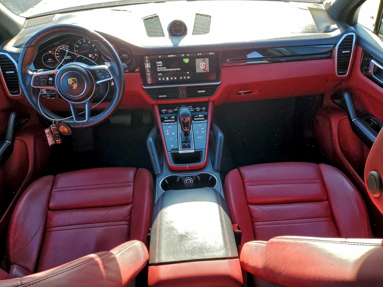 2021 PORSCHE CAYENNE photo 8