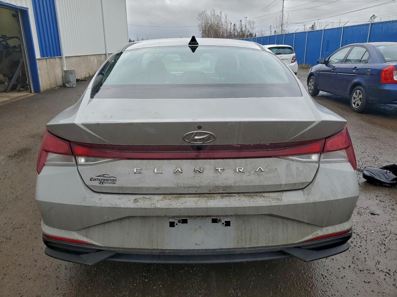 2022 HYUNDAI ELANTRA SEL photo 6