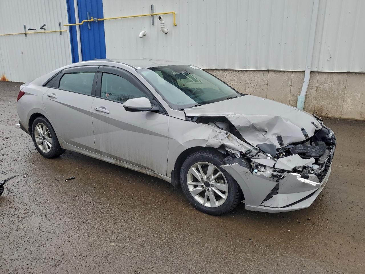 2022 HYUNDAI ELANTRA SEL photo 4