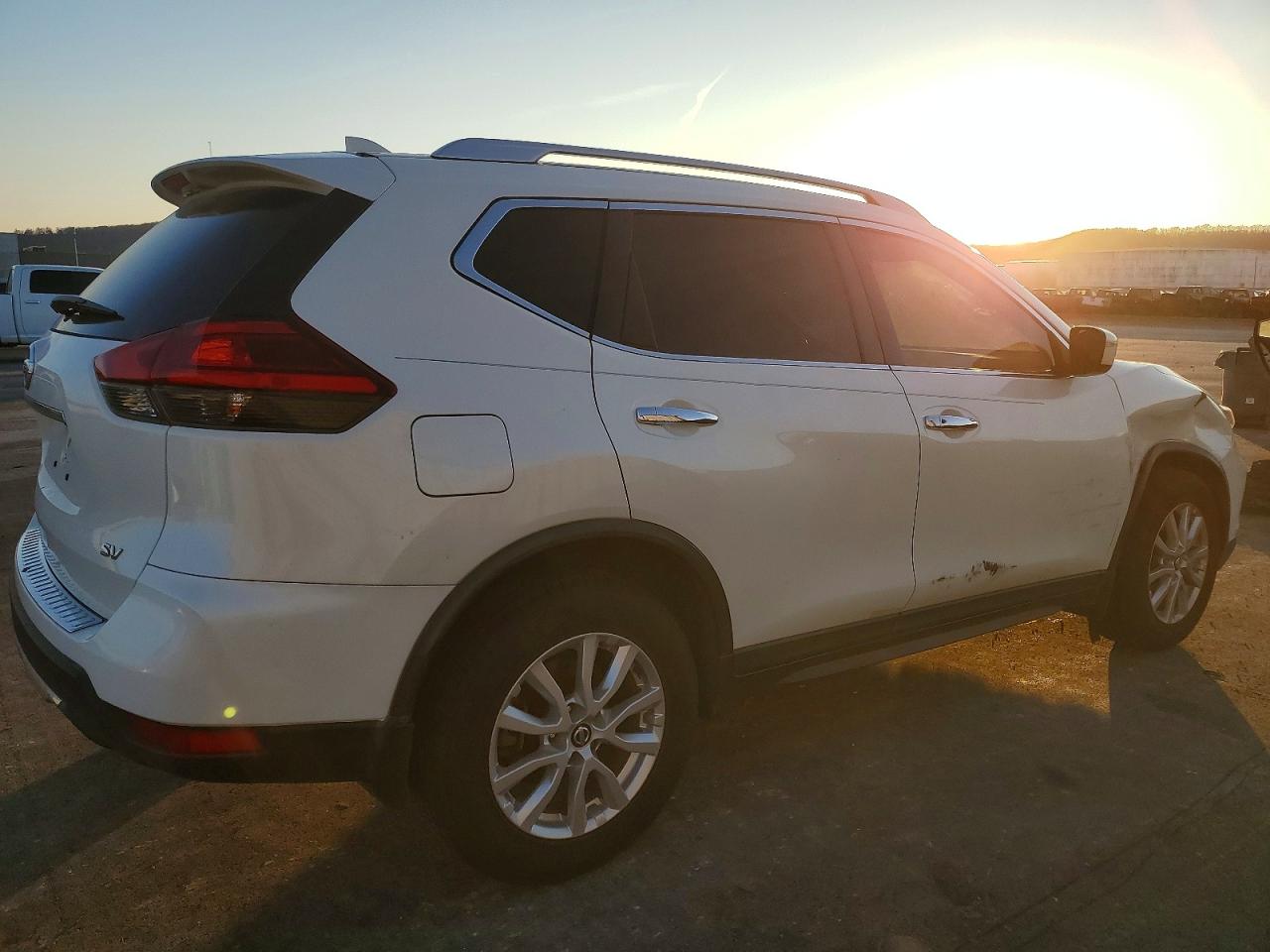 2017 NISSAN ROGUE S photo 3
