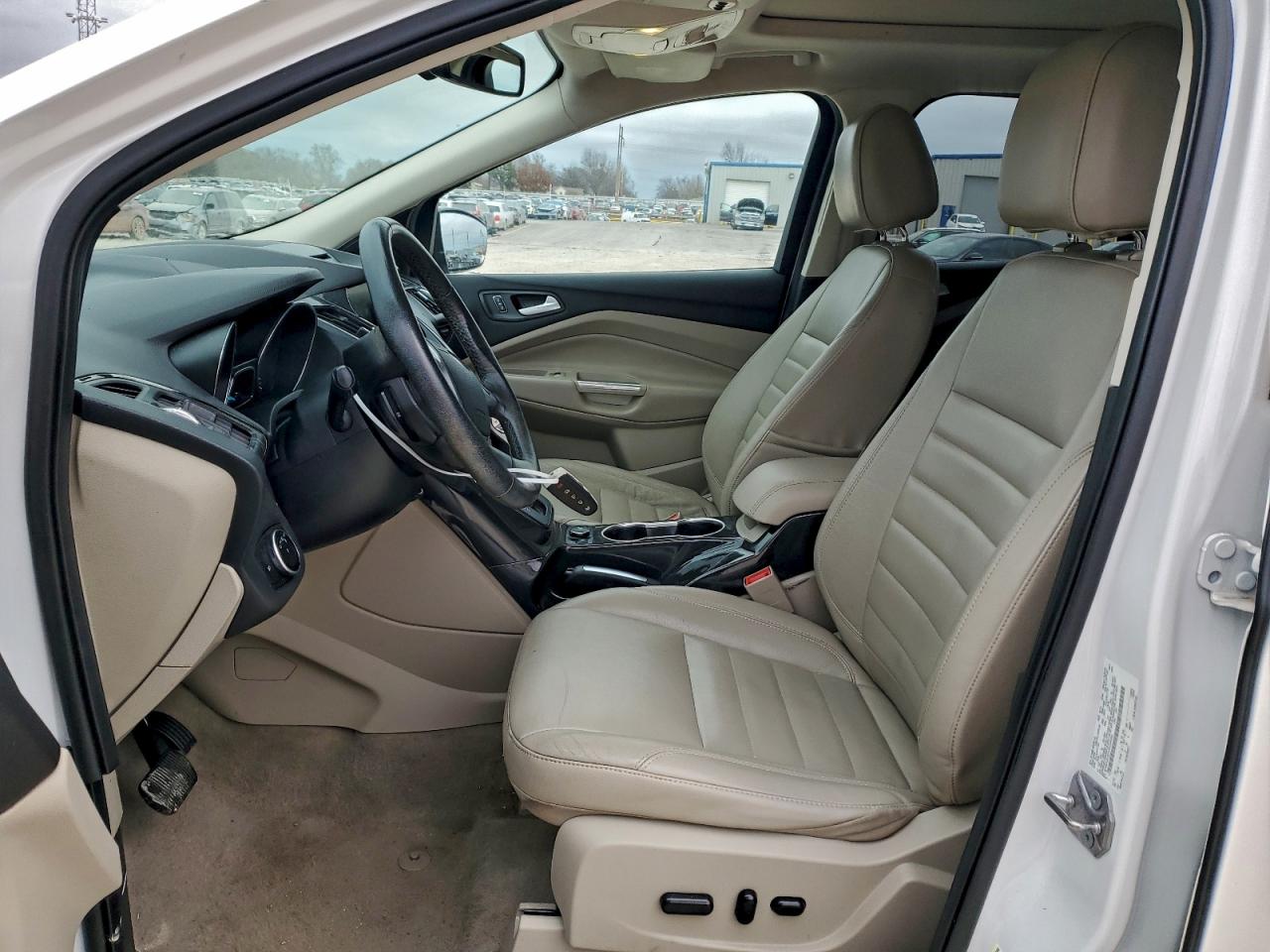 2015 FORD ESCAPE TITANIUM photo 13