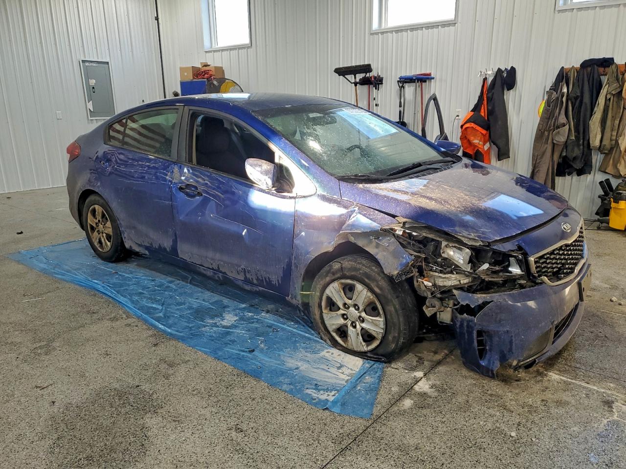2017 KIA FORTE LX photo 4