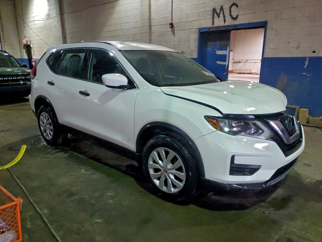 2020 NISSAN ROGUE S photo 4