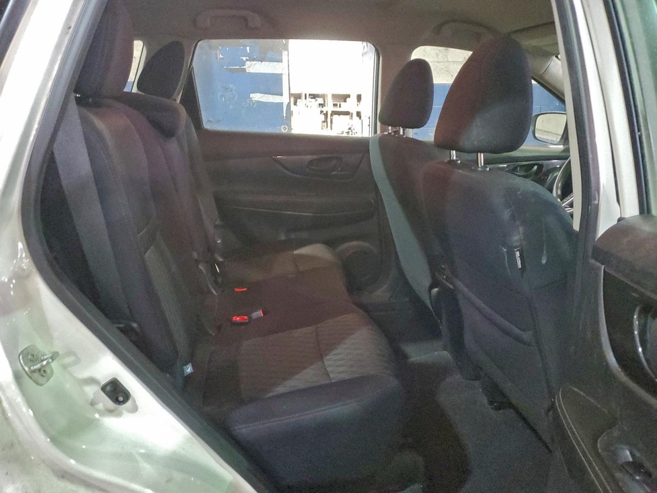 2020 NISSAN ROGUE S photo 11