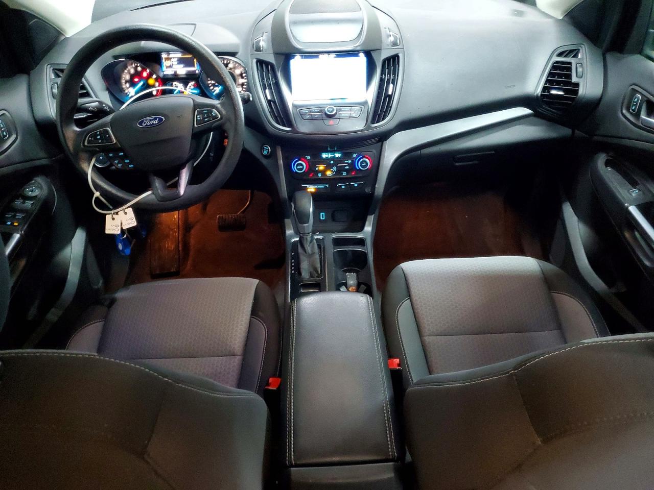 2019 FORD ESCAPE SE photo 8