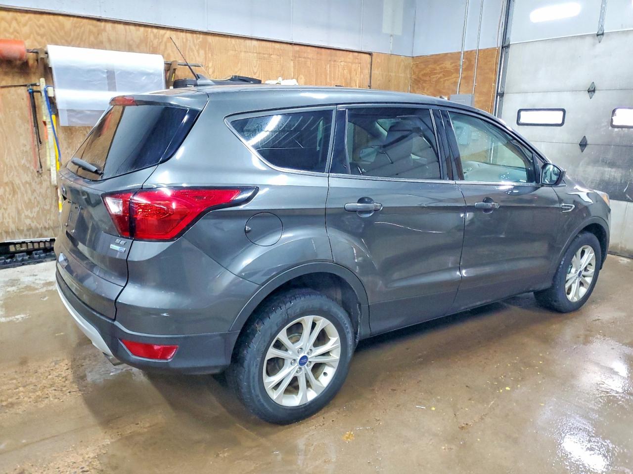 2019 FORD ESCAPE SE photo 3