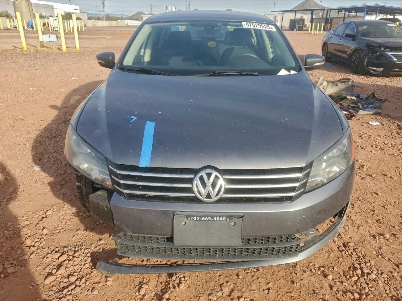 2015 VOLKSWAGEN PASSAT S photo 5