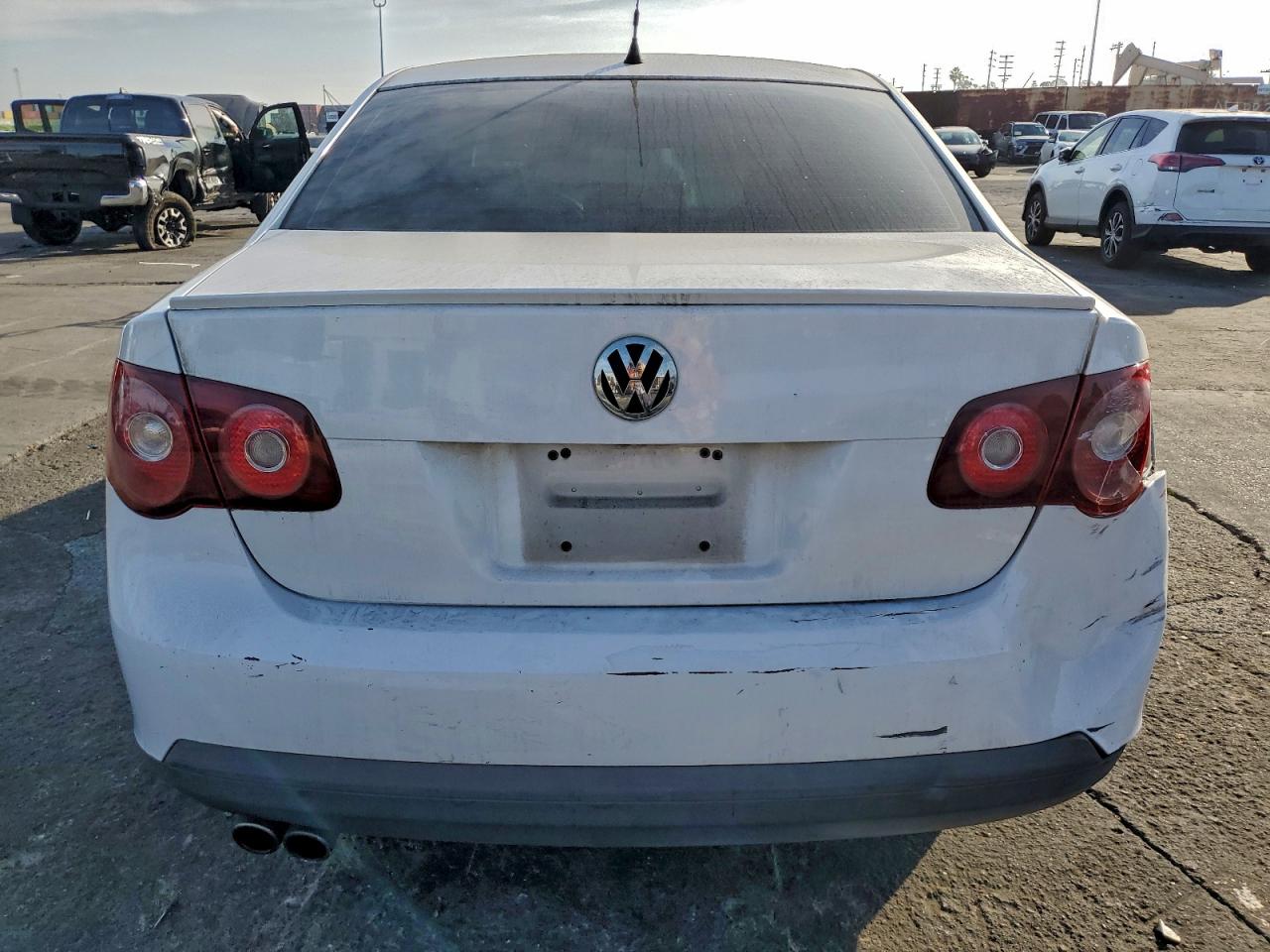 2009 VOLKSWAGEN JETTA S photo 6