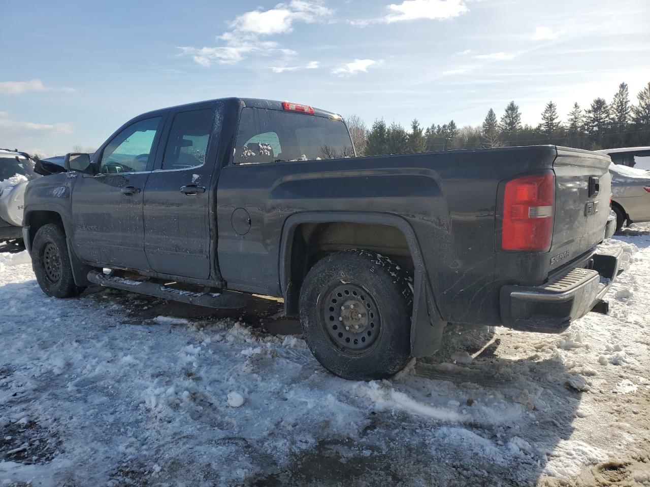 2014 GMC SIERRA K1500 SLE photo 3