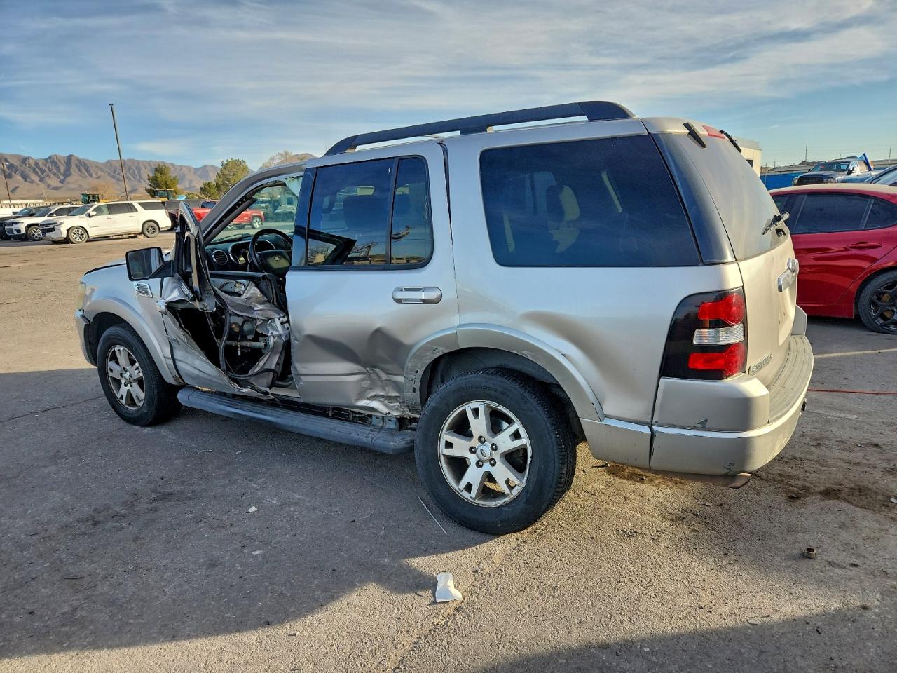 2008 FORD EXPLORER XLT photo 2