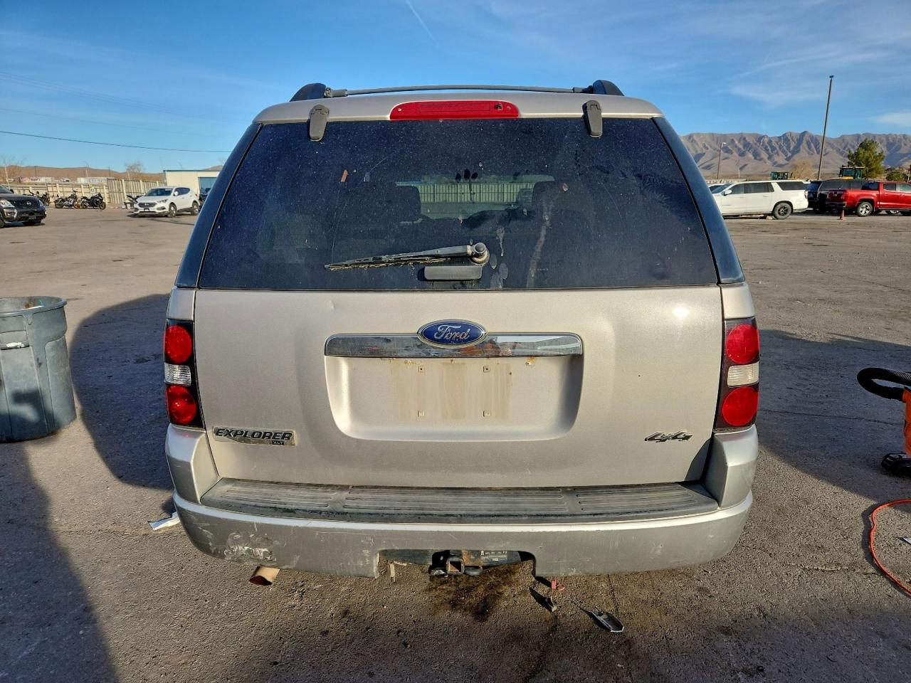 2008 FORD EXPLORER XLT photo 6