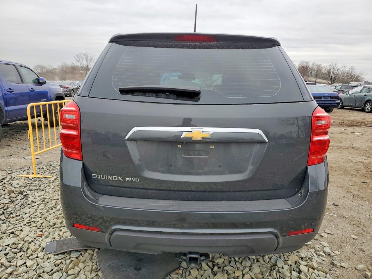 2017 CHEVROLET EQUINOX LS photo 6