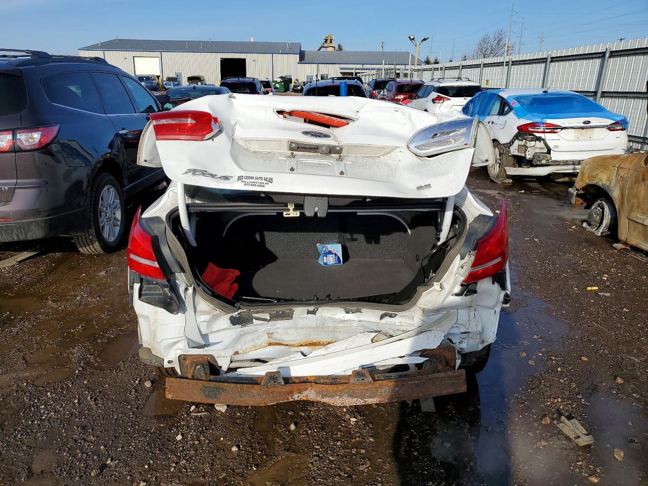 2017 FORD FOCUS SE photo 6