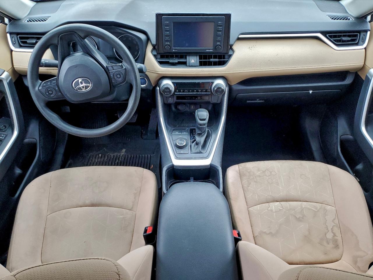 2022 TOYOTA RAV4 XLE photo 8