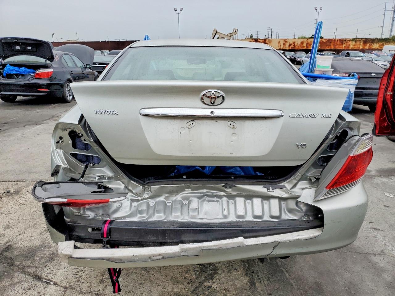 2005 TOYOTA CAMRY LE photo 6