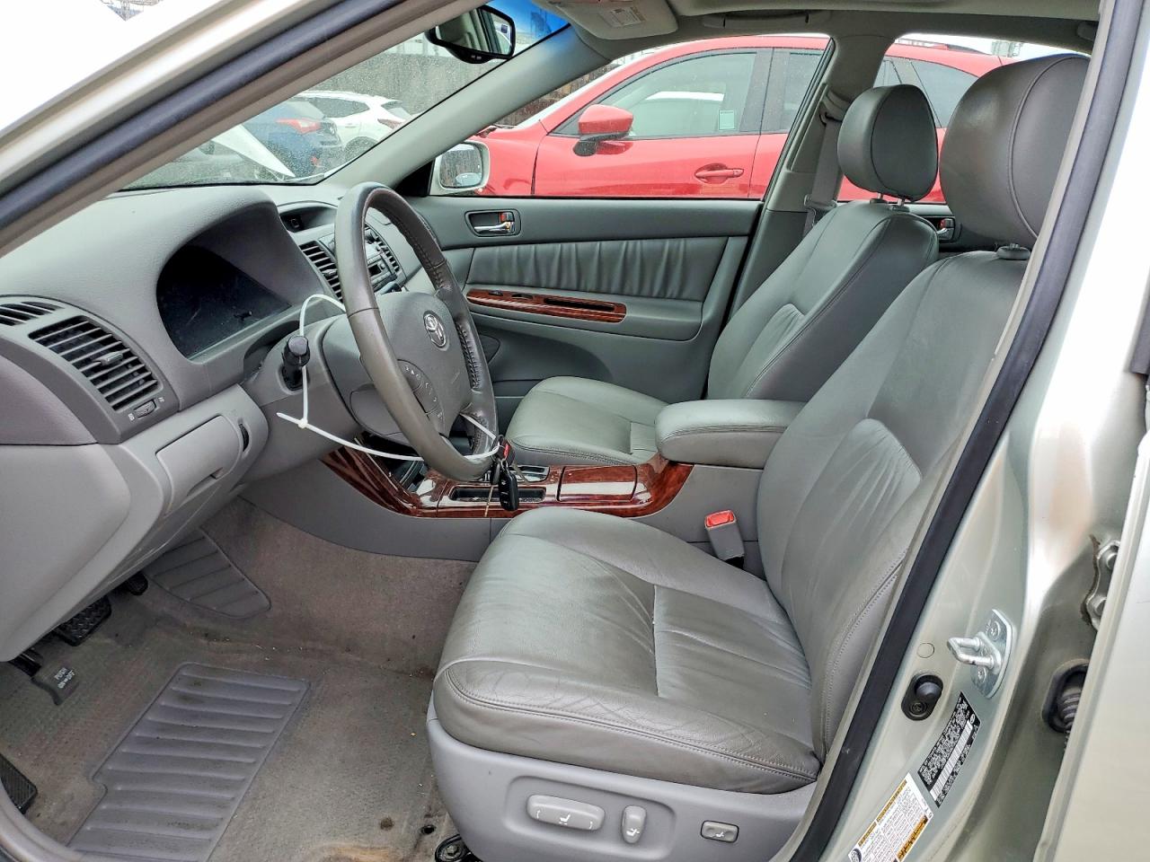 2005 TOYOTA CAMRY LE photo 7